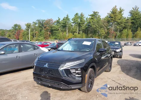 2024 Mitsubishi Eclipse Cross Le S-Awc z USA, uszkodzony, nr VIN JA4ATVAA5RZ021431